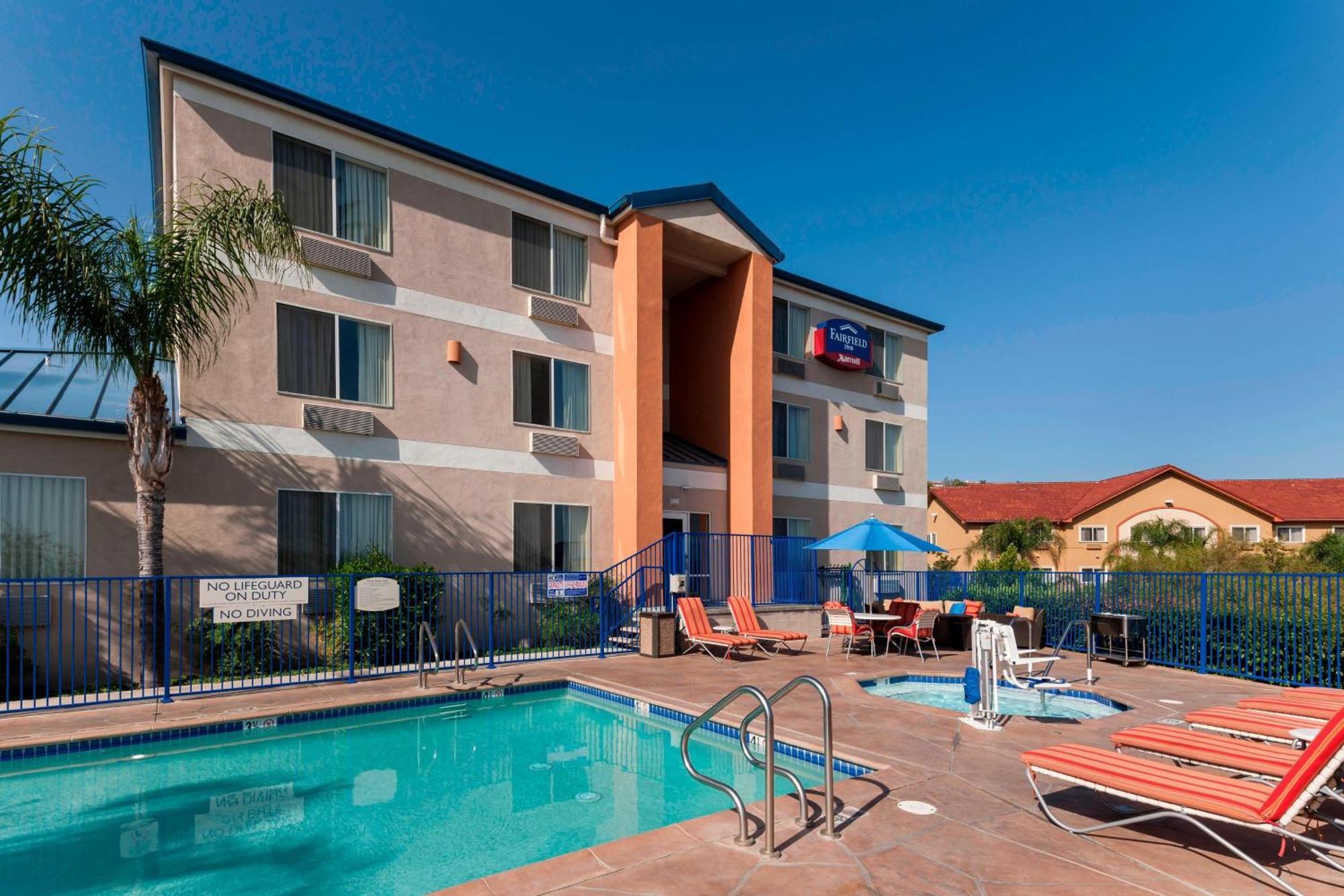 Fairfield Inn By Marriott Santa Clarita Valencia Exterior photo