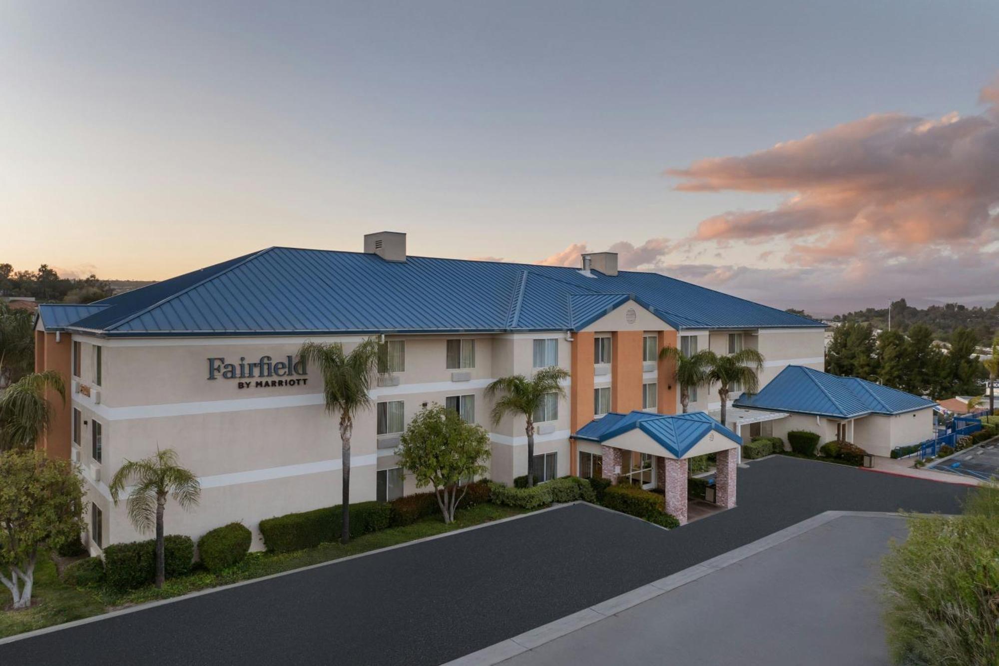 Fairfield Inn By Marriott Santa Clarita Valencia Exterior photo